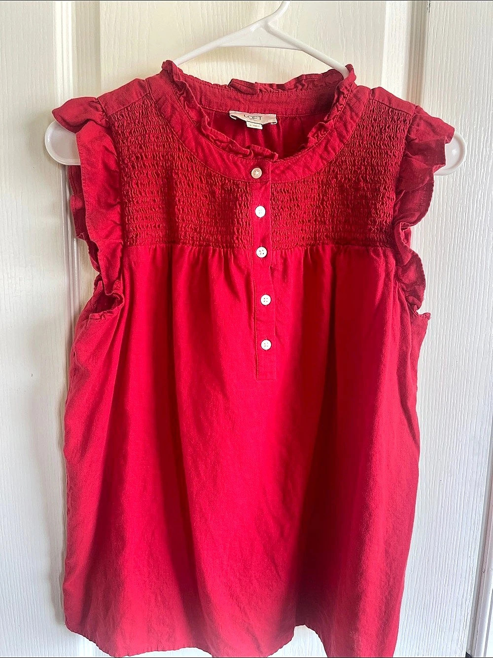 LOFT Outlet Ruffle Sleeve Smocked Blouse in Pink Size Small Like New